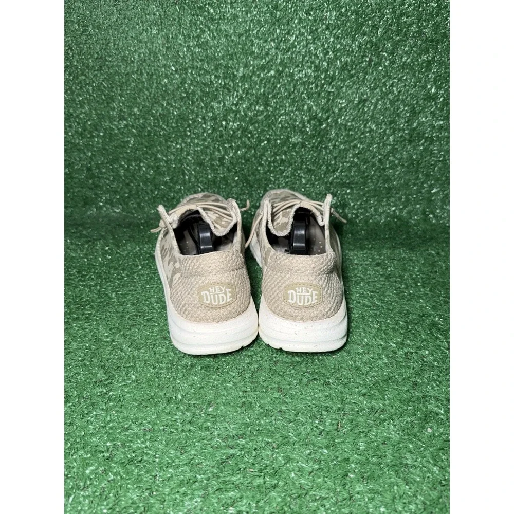 Hey Dude Wendy Womens Size 7 Cow Print Beige White Hippie Comfort Slip On Shoes - Picture 6 of 9